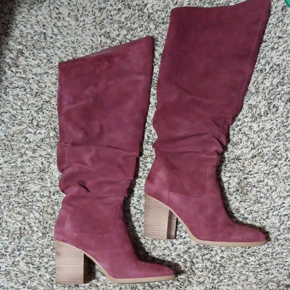 Nine West Burgundy Knee High Size 9